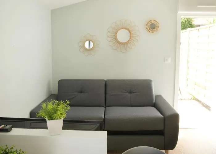 T2 - 28m2 avec cour, Netflix, stationnement