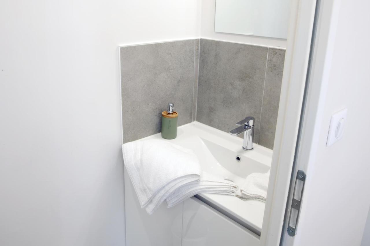 T2 - 28m2 Avec Cour, Netflix, Stationnement * Angoulême